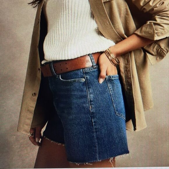 New! Banana Republic GIRLFRIEND DENIM SHORT Size 2 NWT - Picture 1 of 13